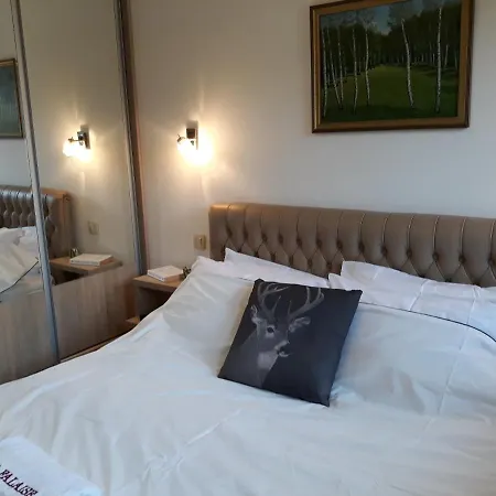 Apartment De La Falaise-aпартмaн де лa фалез